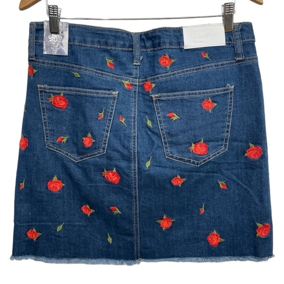 Hydraulic Lola Mid Rise Denim Skirt with Embroidered Roses
Size 12 - Picture 2 of 10